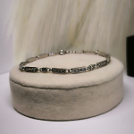 Prabanga kvepianti sidabro spalvos apyrankė