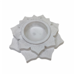 Balta arbatinių žvakučių žvakidė &bdquo;Lotosas&rdquo;