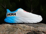 Hoka Arahi 7