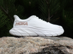 Hoka Arahi 7