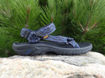 Teva Hurricane 4