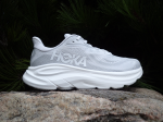 Hoka Clifton 10