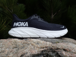 Hoka Arahi 7