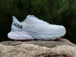 Hoka Arahi 6
