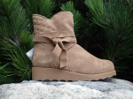 Bearpaw  Maxine