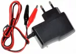 12V motociklo akumuliatoriaus įkroviklis, iki 10 Ah