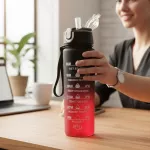 Vandens butelis 900 ml su &scaron;iaudeliu, matuokliu, raudonas