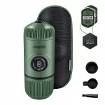 Ne&scaron;iojamas kavos aparatas Wacaco Nanopresso Moss Green su kompakti&scaron;ku dėklu
