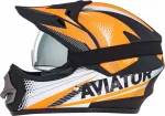 Vaiki&scaron;kas enduro keturračio &scaron;almas su akiniais