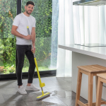 Du viename dulkių ir grindų &scaron;luostė su savaime i&scaron;sigręžiančia kempine Wringop InnovaGoods
