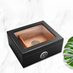 Ispani&scaron;ko kedro medžio cigarų laikymo dėžutė - humidoras su drėkintuvu ir higrometru
