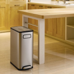 EKO &Scaron;iuk&scaron;liadėžė su pedalu Ecofly, matinės sidabrinės spalvos, 45l