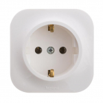 Ki&scaron;tukinis lizdas LEGRAND FORIX, su įžeminimu