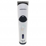 Aesculap Akkurata II &ndash; belaidė kirpimo ma&scaron;inėlė su galimybe dirbti prijungus laidą ir reguliuojamu peiliuku.