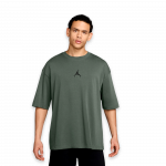 Jordan Flight Essentials Men&acute;s Oversized T-Shirt