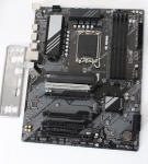 Gigabyte USED, , WITHOUT ORIGINAL PACKAGING AND ACCESSORIES, ONLY BACK PANEL INCLUDED