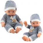 Lėlė su pilkais pižamos drabužiais ir kepure, 24 cm