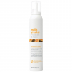 Milk_Shake Moisture & More Whipped Cream - nenuplaunamosios, drėkinamosios putos, skirtos sausiems plaukams,  200 ml
