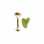 Palsar 7 Light Green Xiuyan Jade Roller & Gua Sha Set - veido masažo rinkinys, sudarytas i&scaron; veido volelio ir gua sha akmens