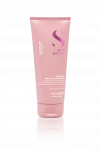ALFAPARF MILANO Moisture Nutritive Leave-in Conditioner Drėkinamasis nenuskalaujamasis kondicionierius - 200 ml