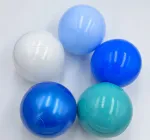 Plastikiniai kamuoliukai &ndash; žieminių spalvų rinkinys, 100 vnt., 7 cm