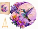 DIDELĖS MEDINĖS DĖLIONĖS 280 ELEMENTŲ KOLIBRIS SKRYDYJE MEDINĖJE DĖŽUTĖJE