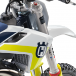 HUSQVARNA plastikinis bakas &scaron;one LH/RH TC 50 '21-'22 su lipduku
