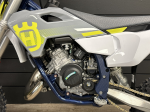 HUSQVARNA plastikinis galinis sparnas LH TC 50 '24-'25 baltas