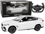 Bmw X6 M baltas automobilis su pultu