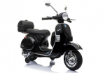 Juoda elektrinė Vespa vaikams