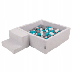 Kamuoliukų baseinas su pakopa