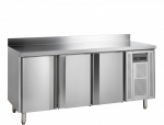 Užkandžių vitrina-&scaron;aldytuvas SK6310/+SP