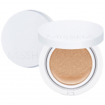 Makiažo pagrindas kempinėlėje SPF 50+ Magic Cushion Moist Up 15 g-23 Medium Beige