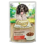 STUZZY &Scaron;unų ėdalo gabaliukai su jautiena &ndash; &scaron;lapias &scaron;unų ėdalas &ndash; 100 g