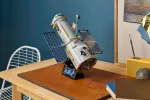 LEGO ICONS 11382 Hubble kosminis teleskopas