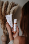 LUUV - Bronzinis morkų sausas aliejus kūnui &ndash; spindintis, 100 ml