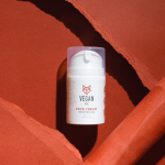 VEGAN FOX - Maitinamasis veido kremas sausai odai &ndash; su vitaminais C ir E, 50 ml
