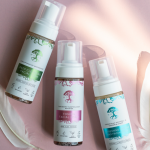 HOIA HOMESPA - Gaivinančios skutimosi ir veido prausimosi putos 2in1, 150ml