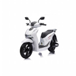 Vaiki&scaron;kas elektrinis motoroleris HONDA SH125I, Baltas
