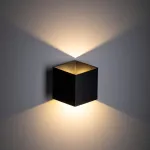CUBE sieninis LED &scaron;viestuvas, 5 W, juodas, IP54