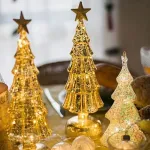 Stiklinė &scaron;viečianti LED Kalėdų eglutė, 30 cm &ndash; Kalėdinė dekoracija