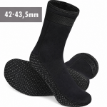 Nardymo kojinės i&scaron; neopreno 42&ndash;43,5 mm, neslystančiu padu, juodos spalvos, neopreninės vandens kojinės, nardymo batukai