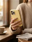 Sinsay - iPhone 13/14 dėklas - &scaron;viesiai geltona