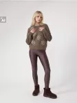 Sinsay - Oversize megztinis su gėlių motyvu - ruda