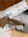 Sinsay - Virtuvinė pir&scaron;tinė ir puodkėlė su gėlėmis 2 pack - &scaron;viesiai pilka