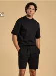 Sinsay - Slim fit &scaron;ortai su viskoze - juoda