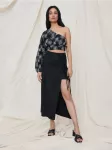 Sinsay - Gėlėta crop top palaidinė - juoda