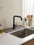 Sinsay - Vandens nutekėjimo kilimėlis kriauklei - &scaron;viesiai pilka