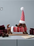 Sinsay - Pastatoma kalėdinė dekoracija &ndash; taksas su megztiniu ir kepure - multicolor