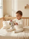 Sinsay - Pakabinamas sensorinis žaislas su pliu&scaron;iniais elementais - multicolor